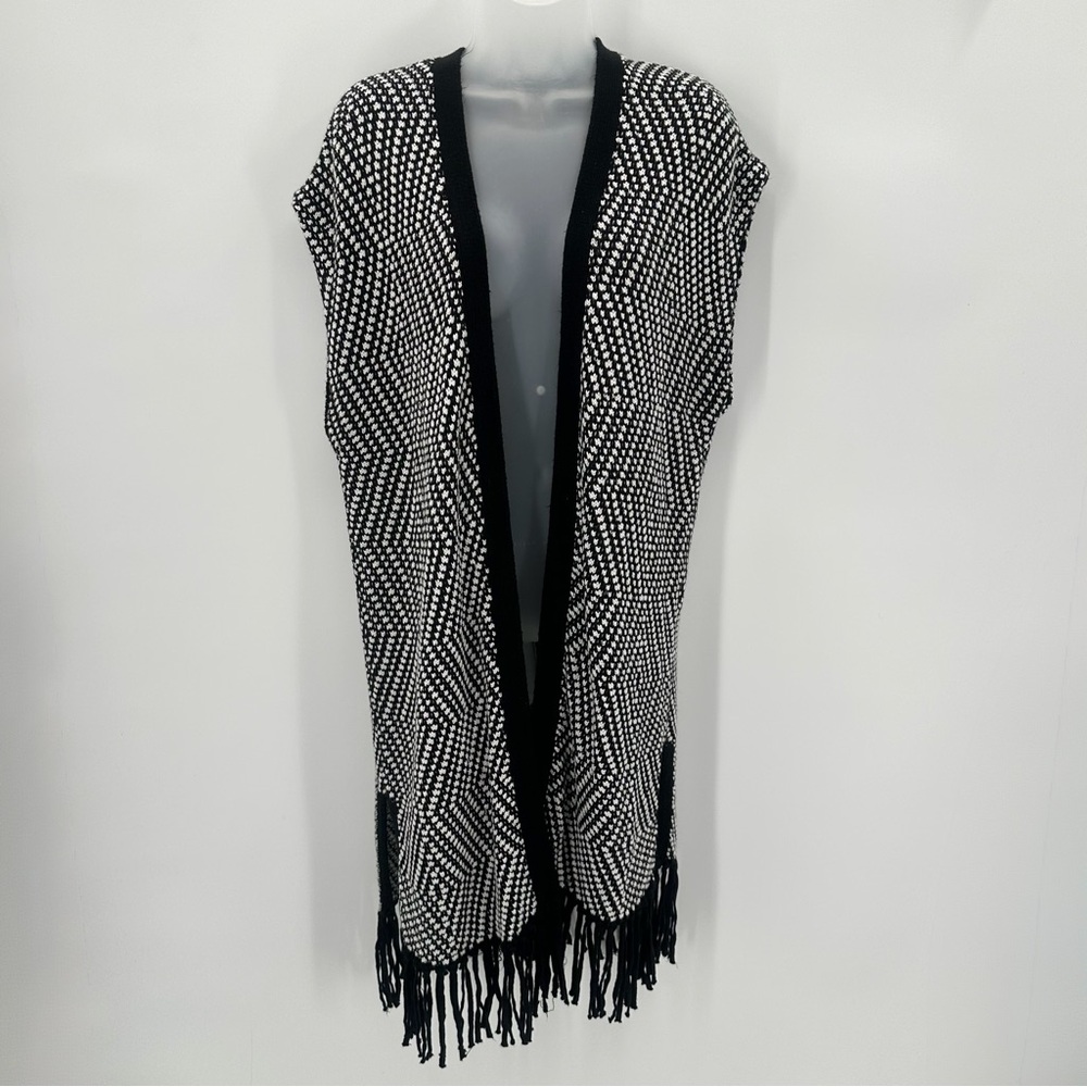 Chico's Sweater Vest Womens M 8 Chicos 1 Black White Knit Fringed Longline READ